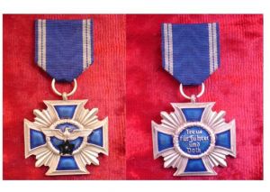 Медаль «За службу в  НСДАП» 15 лет ― Фалерист