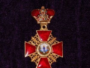 100.Орден Святой Анны с короной  ― Фалерист